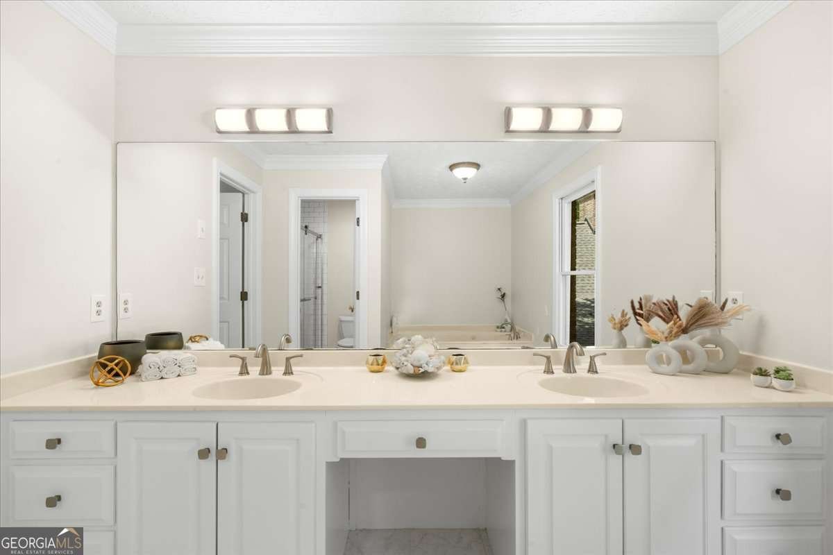 330 Autumn Wood Lane Roswell - 43