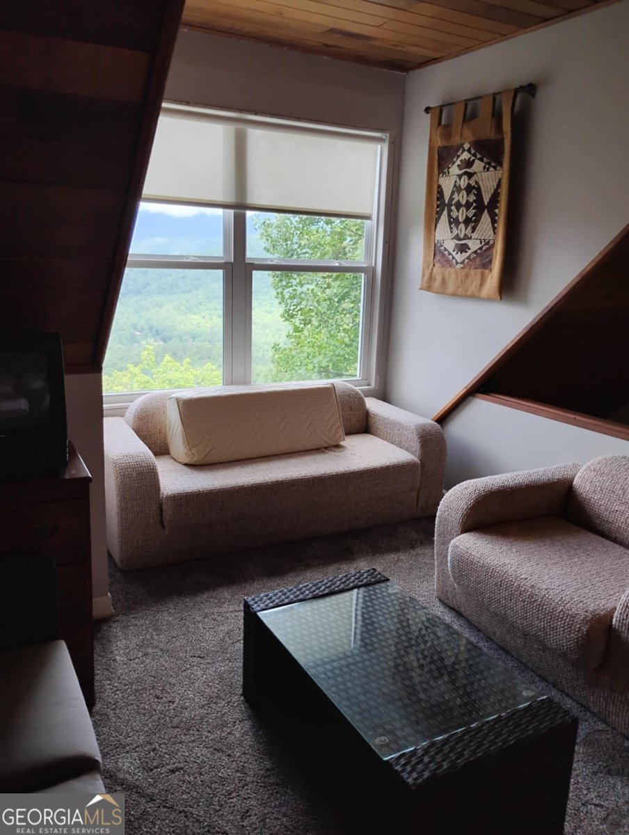70 Buttons Lane Sky Valley - 6