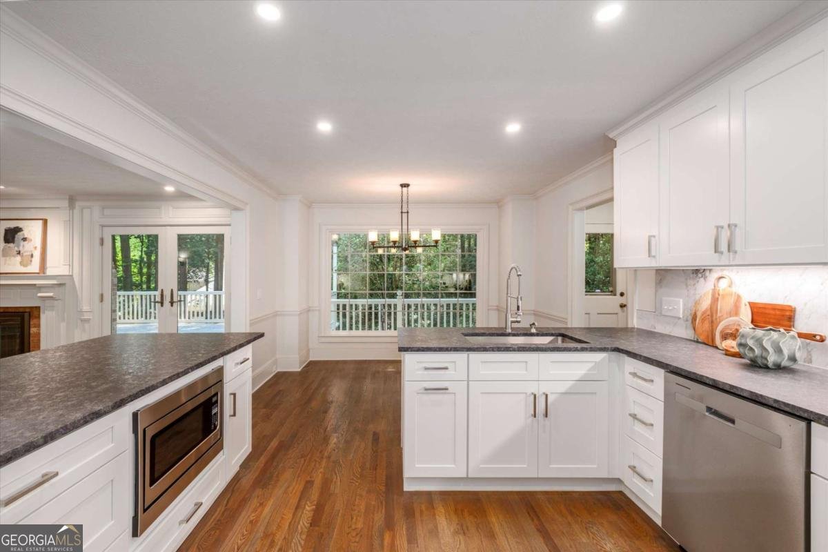 6141 Windsong Way Stone Mountain - 13