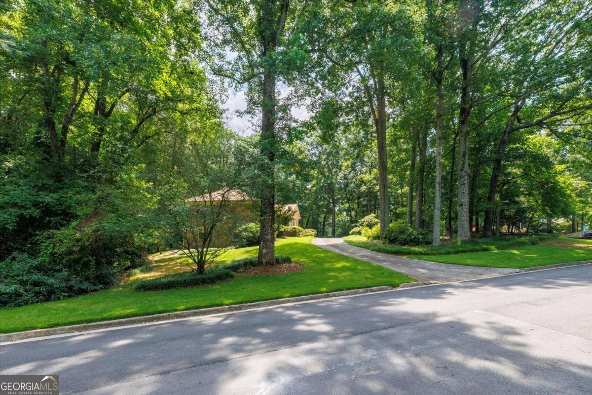 6141 Windsong Way Stone Mountain - 51