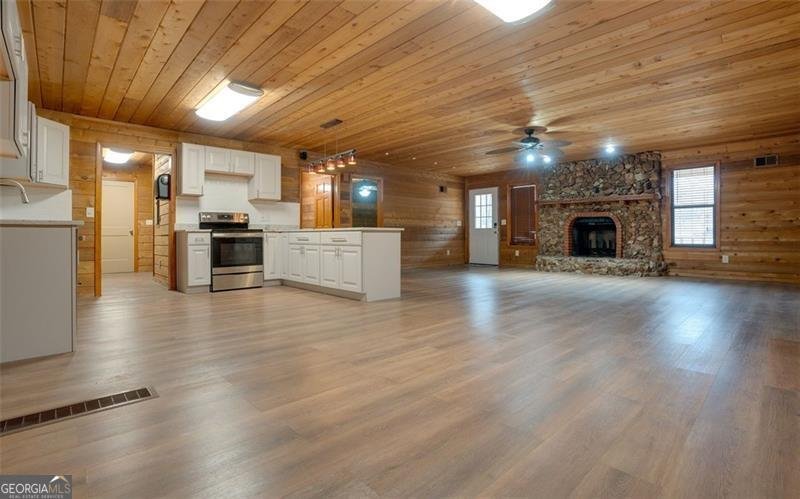 5520 HEARN Ellenwood - 10