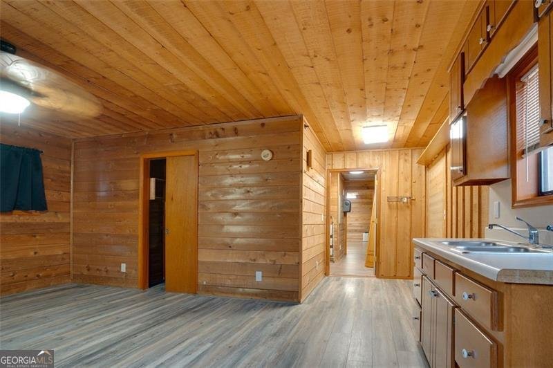 5520 HEARN Ellenwood - 24