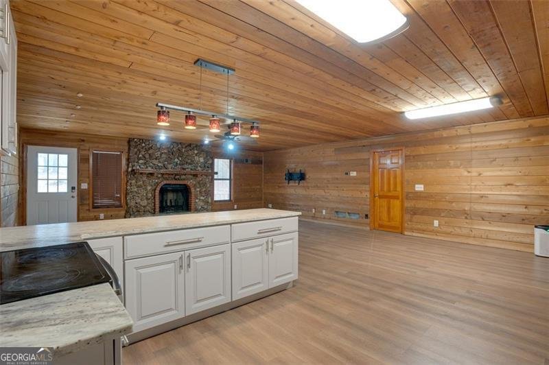 5520 HEARN Ellenwood - 9