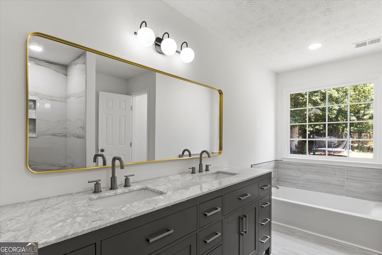 42 Crystal Springs Drive Douglasville - 18