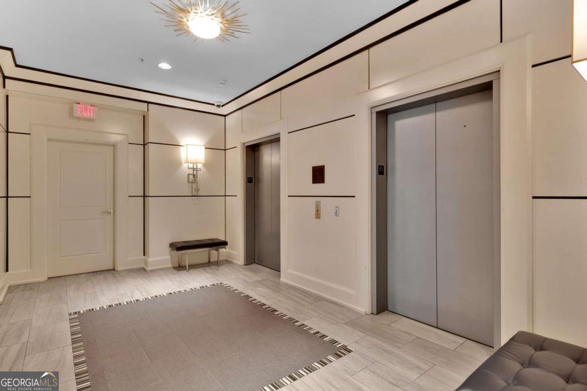 2828 Peachtree Road Atlanta - 5
