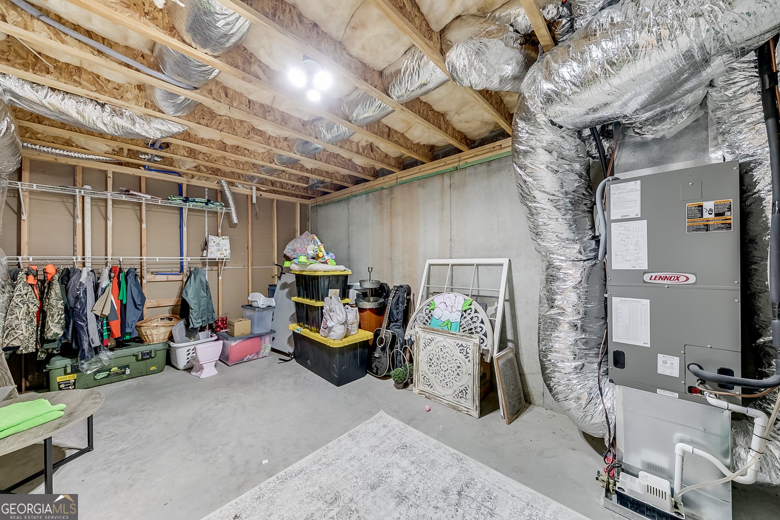 372 Mountain Creek Drive Maysville - 37