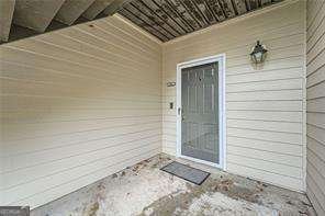 1204 Lake Pointe Circle Roswell - 3