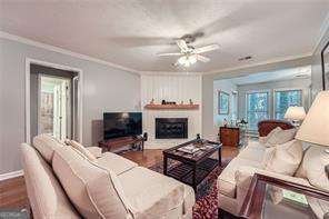 1204 Lake Pointe Circle Roswell - 6