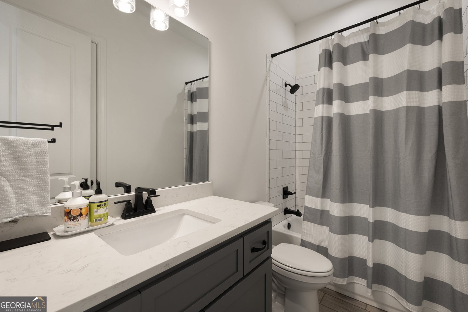 1911 Freemanville Crossing Court Milton - 23