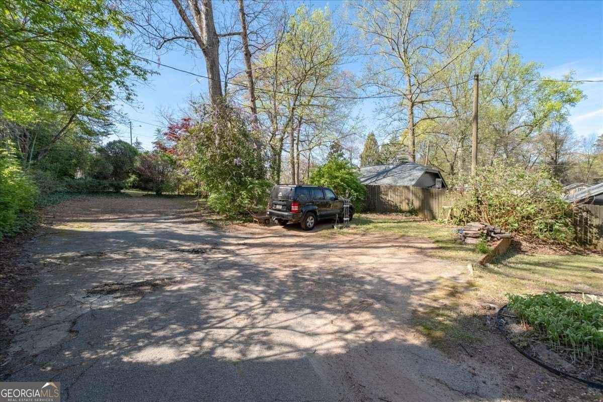 2265 Lake Road Atlanta - 44
