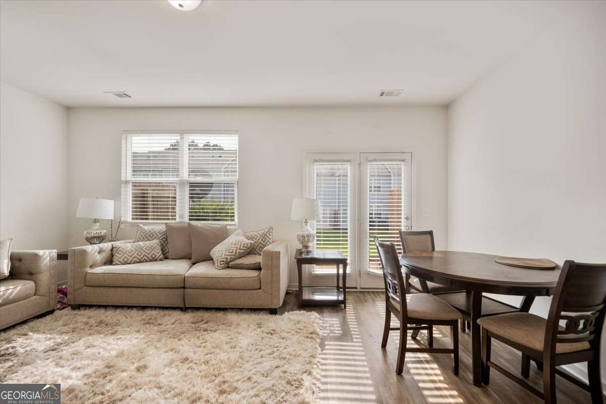11991 Fuller Street Hampton - 13