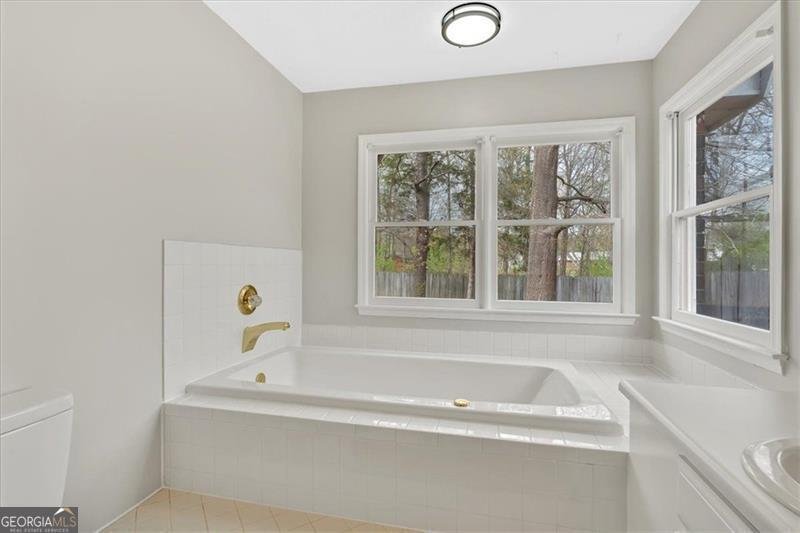 8 SAGEWOOD Drive Rome - 19