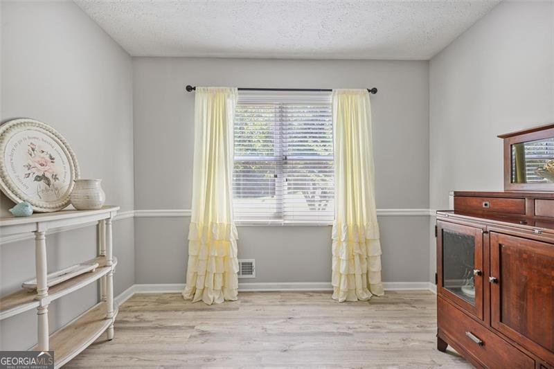 7020 SUMIT CREEK Drive Kennesaw - 4
