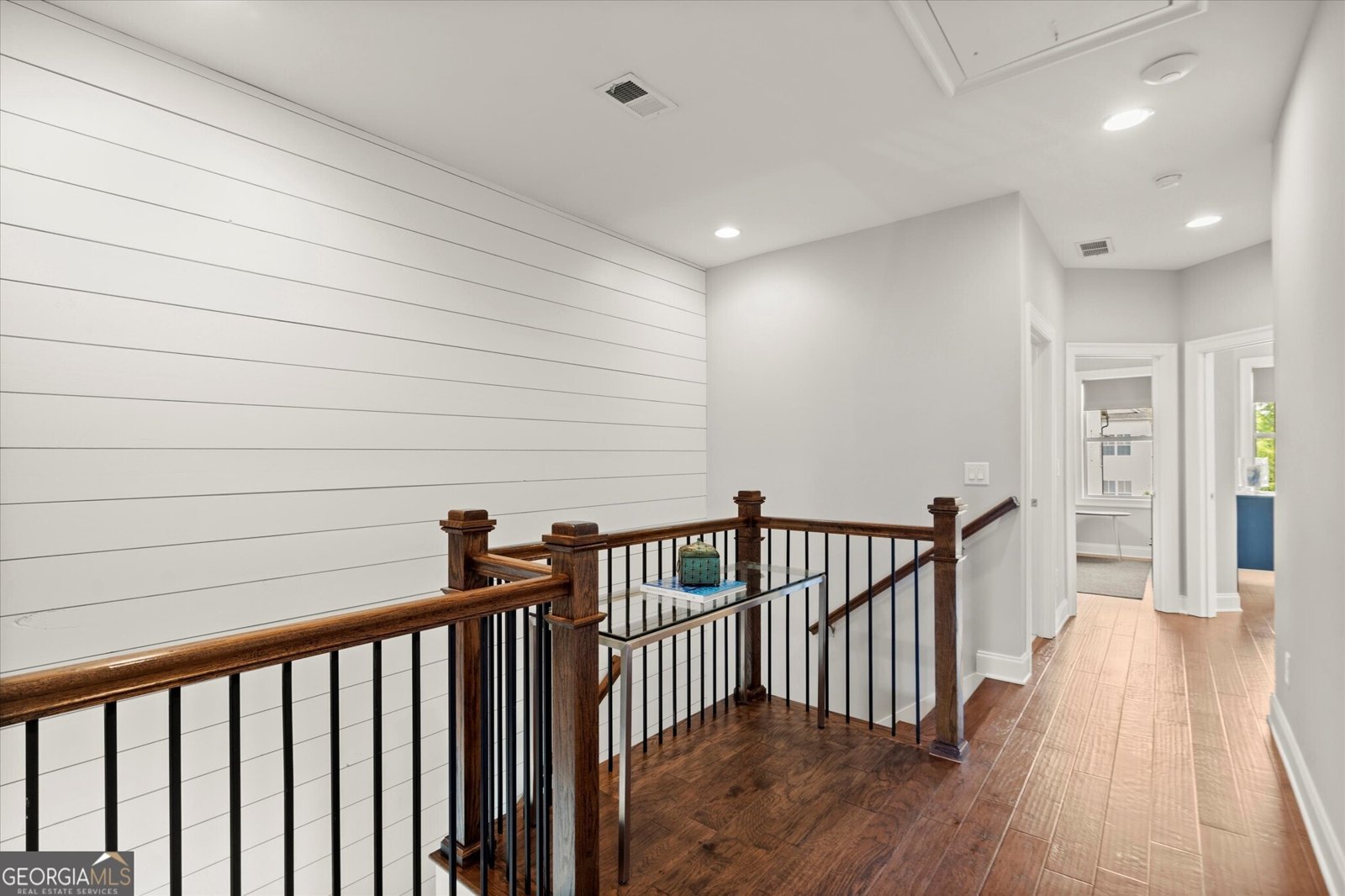 7001 Seneca Court Roswell - 30