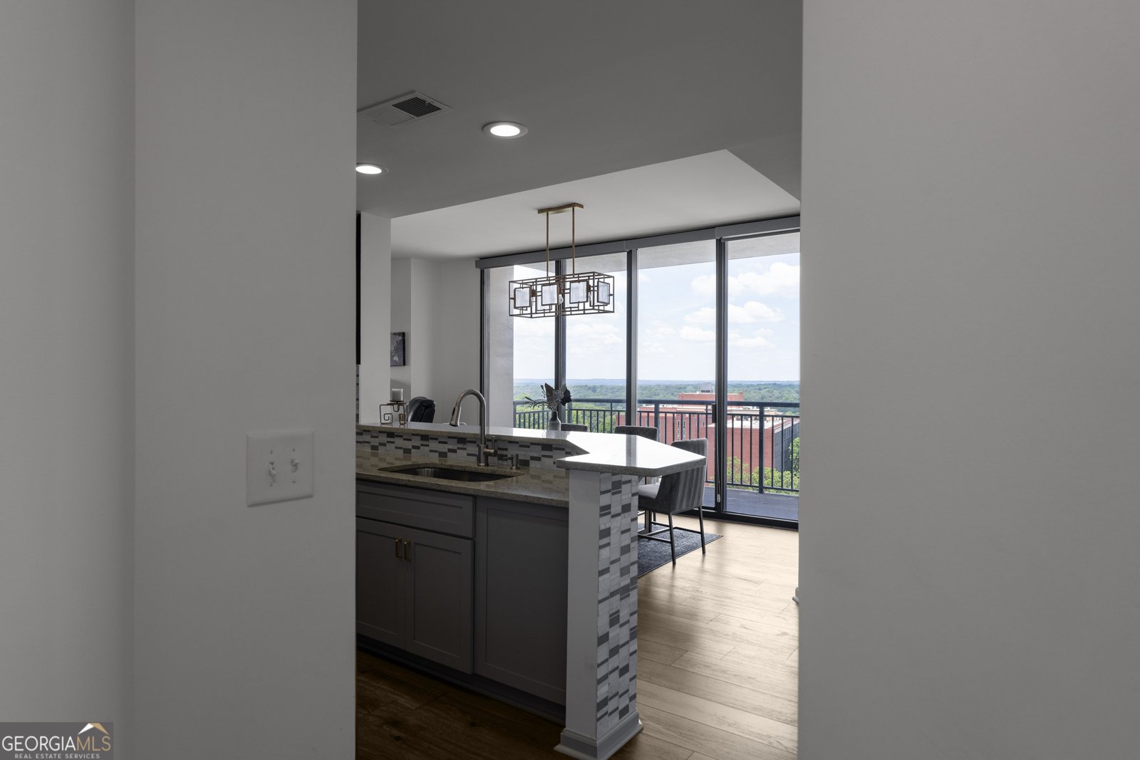 3040 Peachtree Road Atlanta - 22