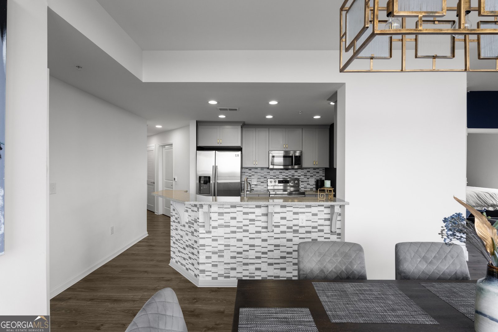 3040 Peachtree Road Atlanta - 24