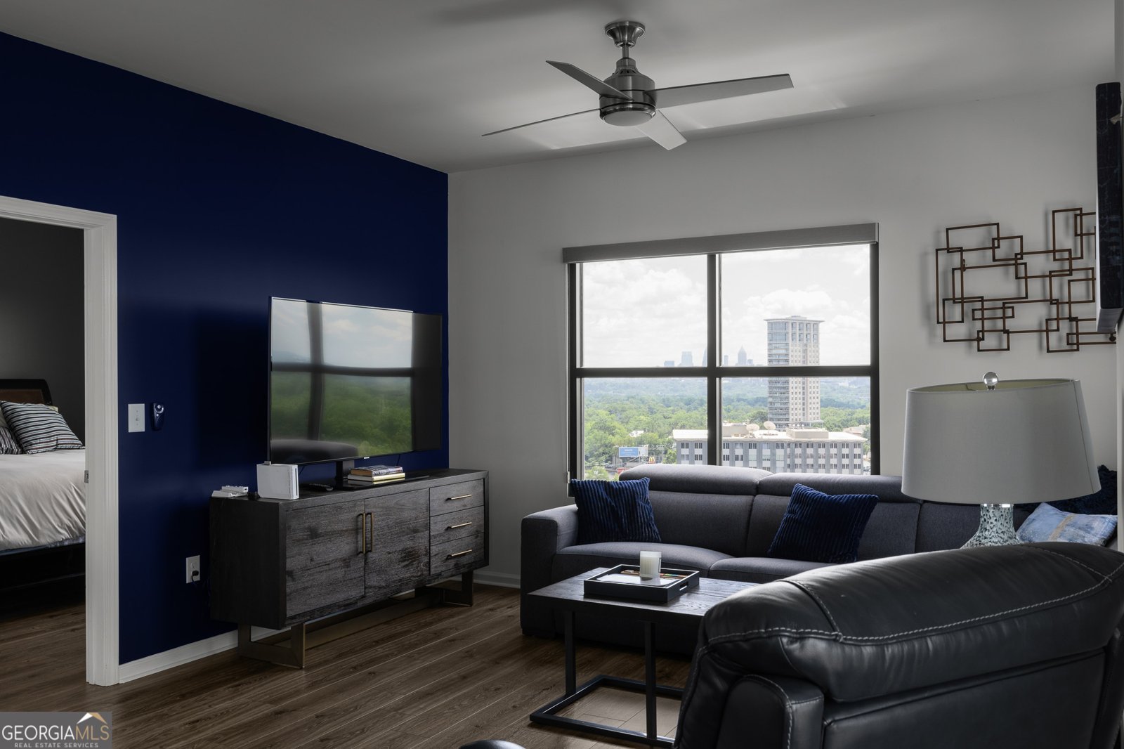 3040 Peachtree Road Atlanta - 33