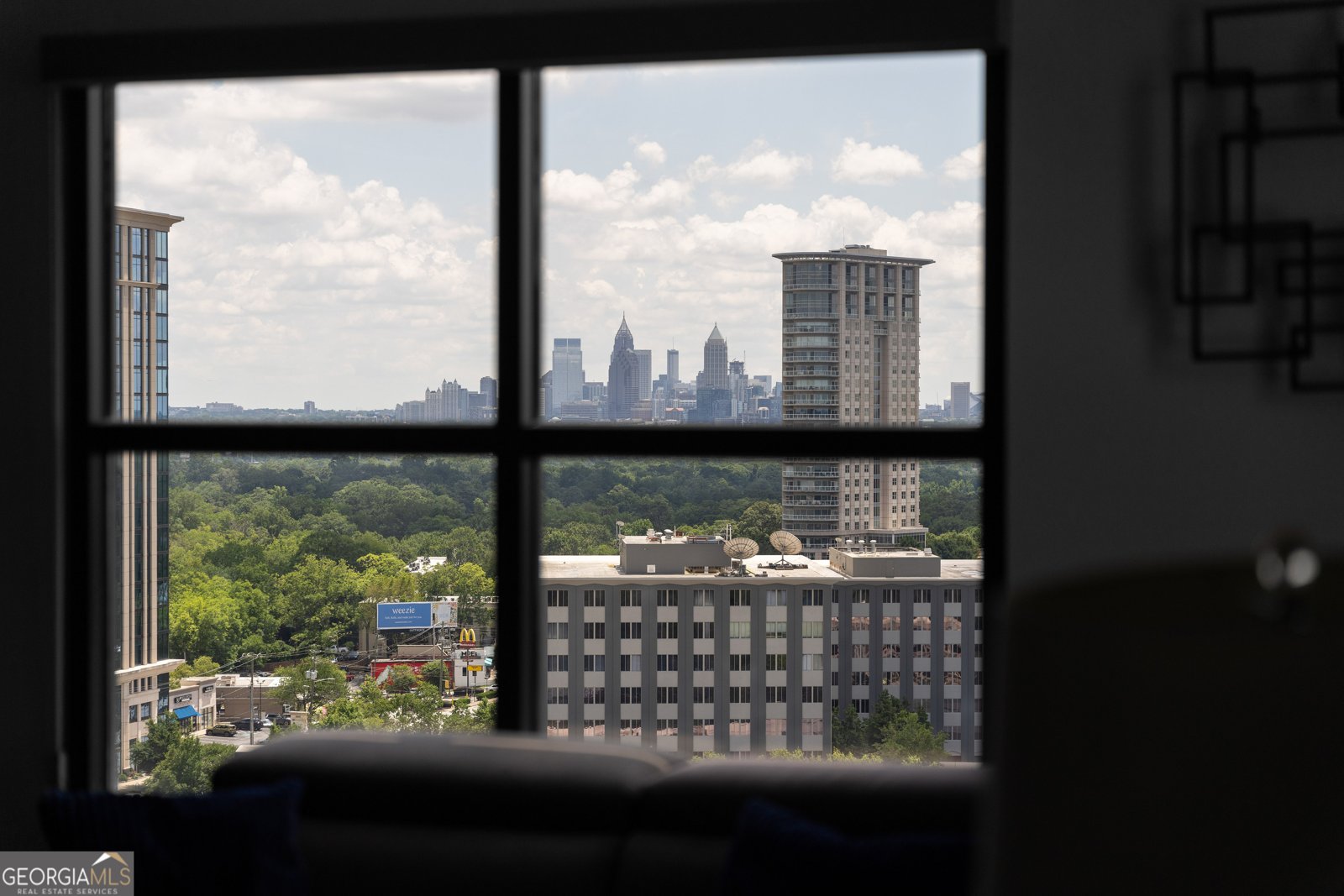3040 Peachtree Road Atlanta - 34