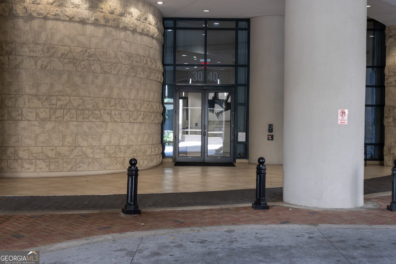 3040 Peachtree Road Atlanta - 5