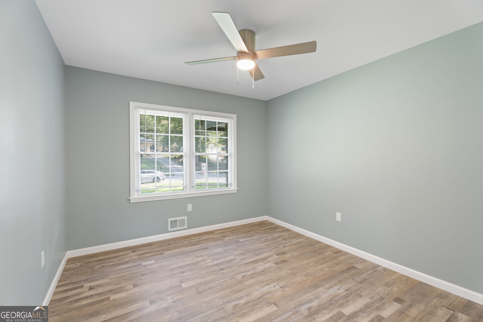1939 Wee Kirk Road Atlanta - 24