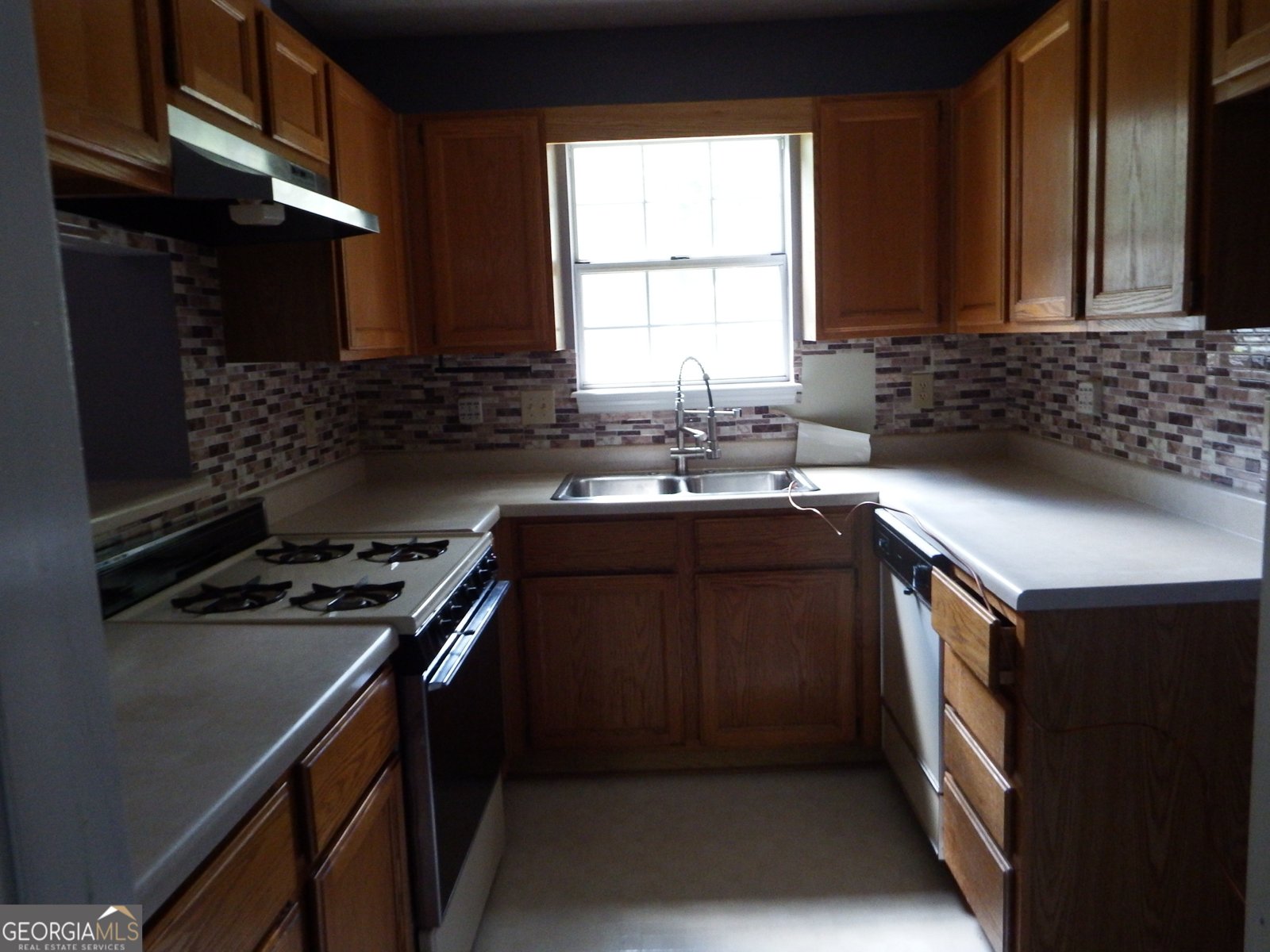 1097 Old Saybrook Court Stone Mountain - 6