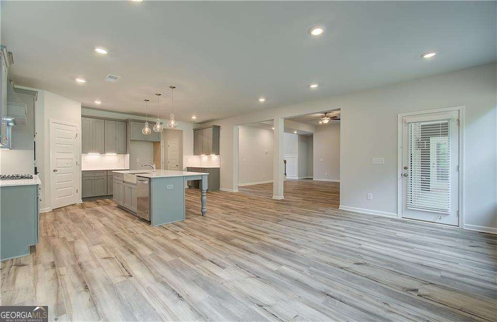 130 Cooper Cove Fayetteville - 19