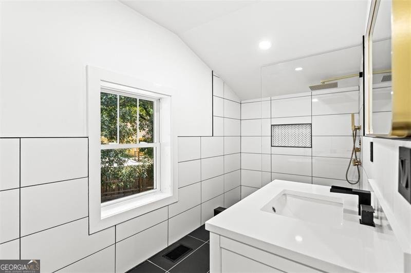 525 MEDLOCK Road Decatur - 27