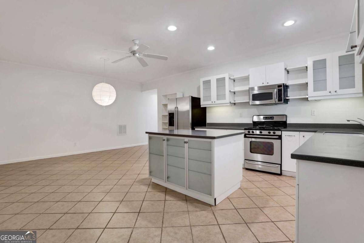 6810 Black Fox Lane Cumming - 36