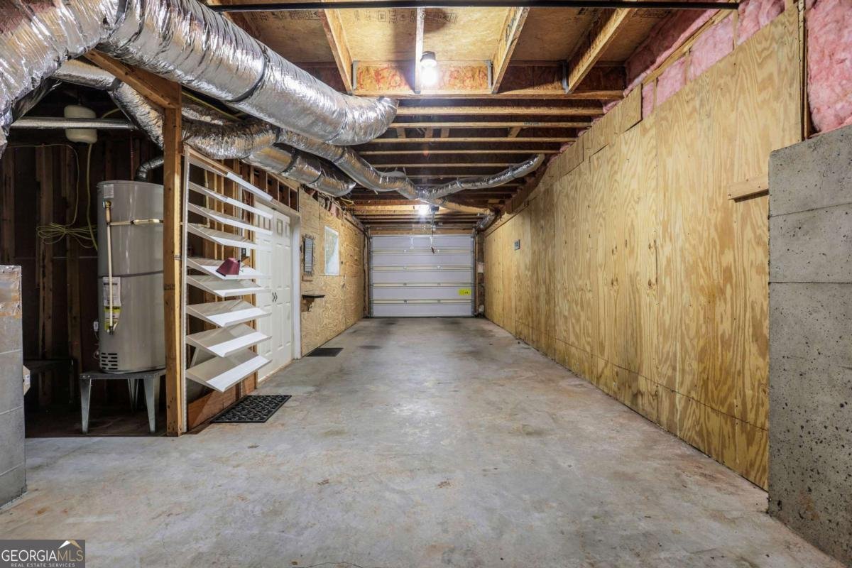 6810 Black Fox Lane Cumming - 44