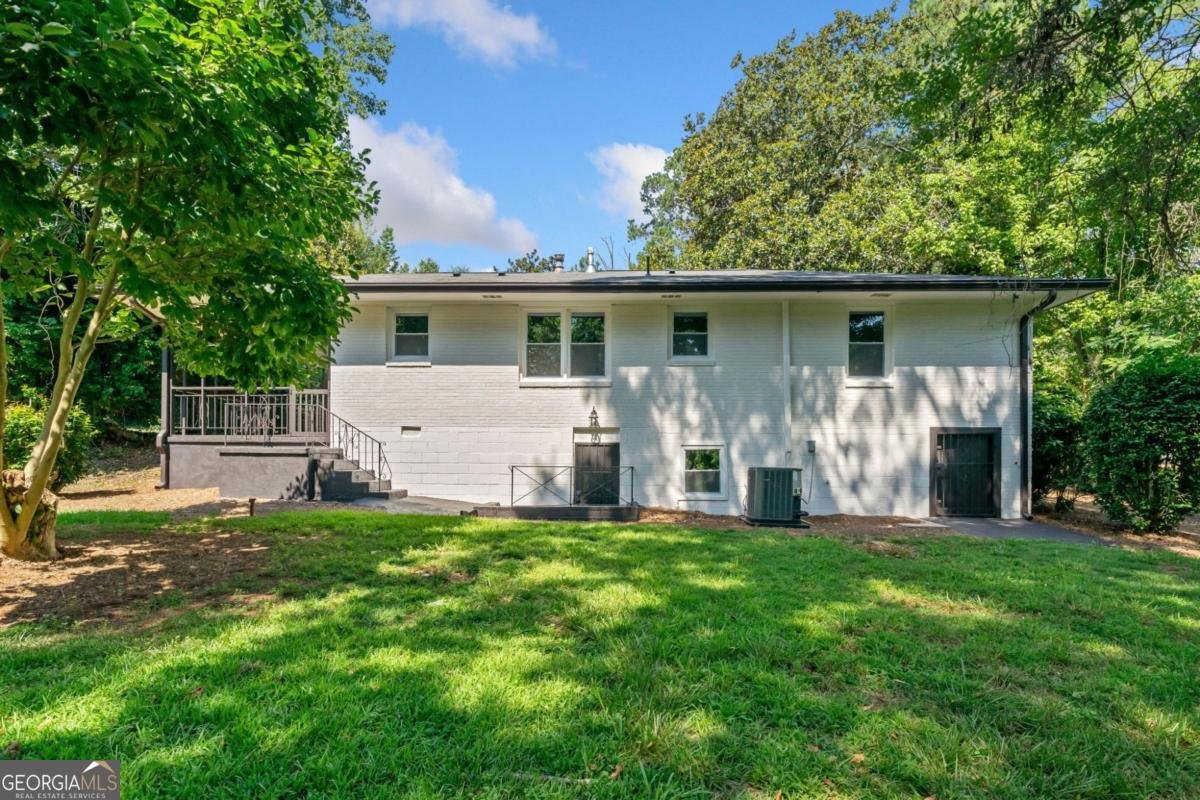 1570 Childress Drive Atlanta - 23