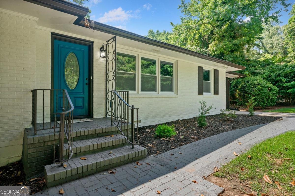 1570 Childress Drive Atlanta - 3