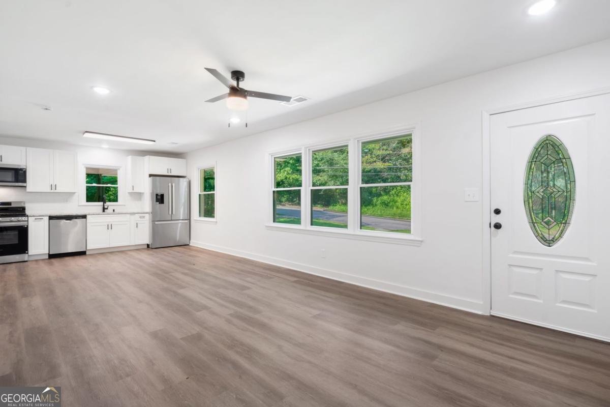 1570 Childress Drive Atlanta - 9