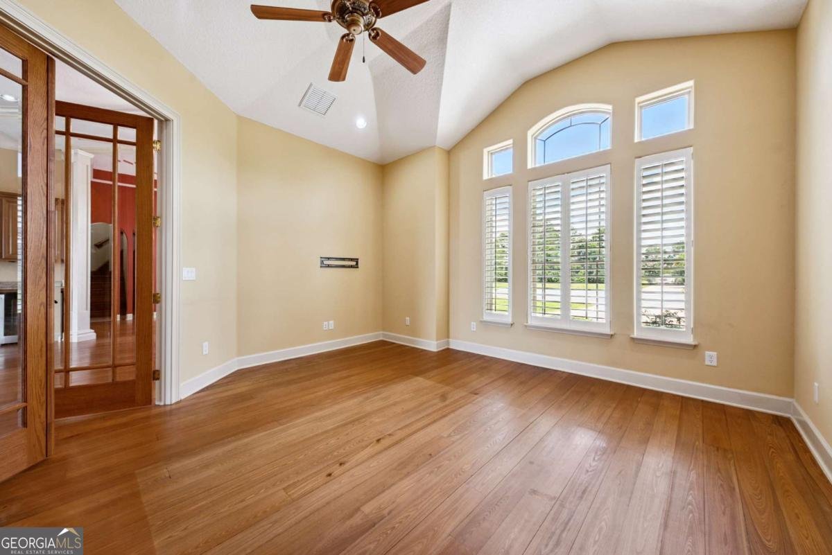 1013 Brown Thrasher Point Saint Marys - 16