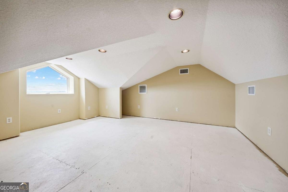 1013 Brown Thrasher Point Saint Marys - 28