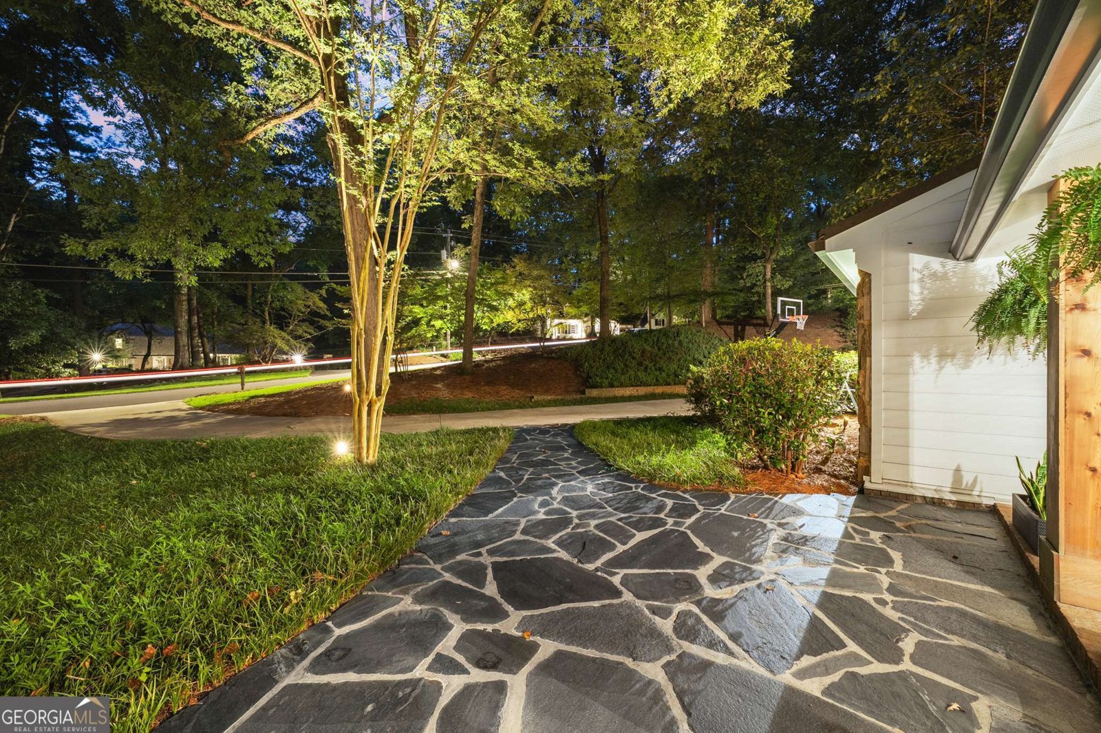 8940 Huntcliff Trace Sandy Springs - 64