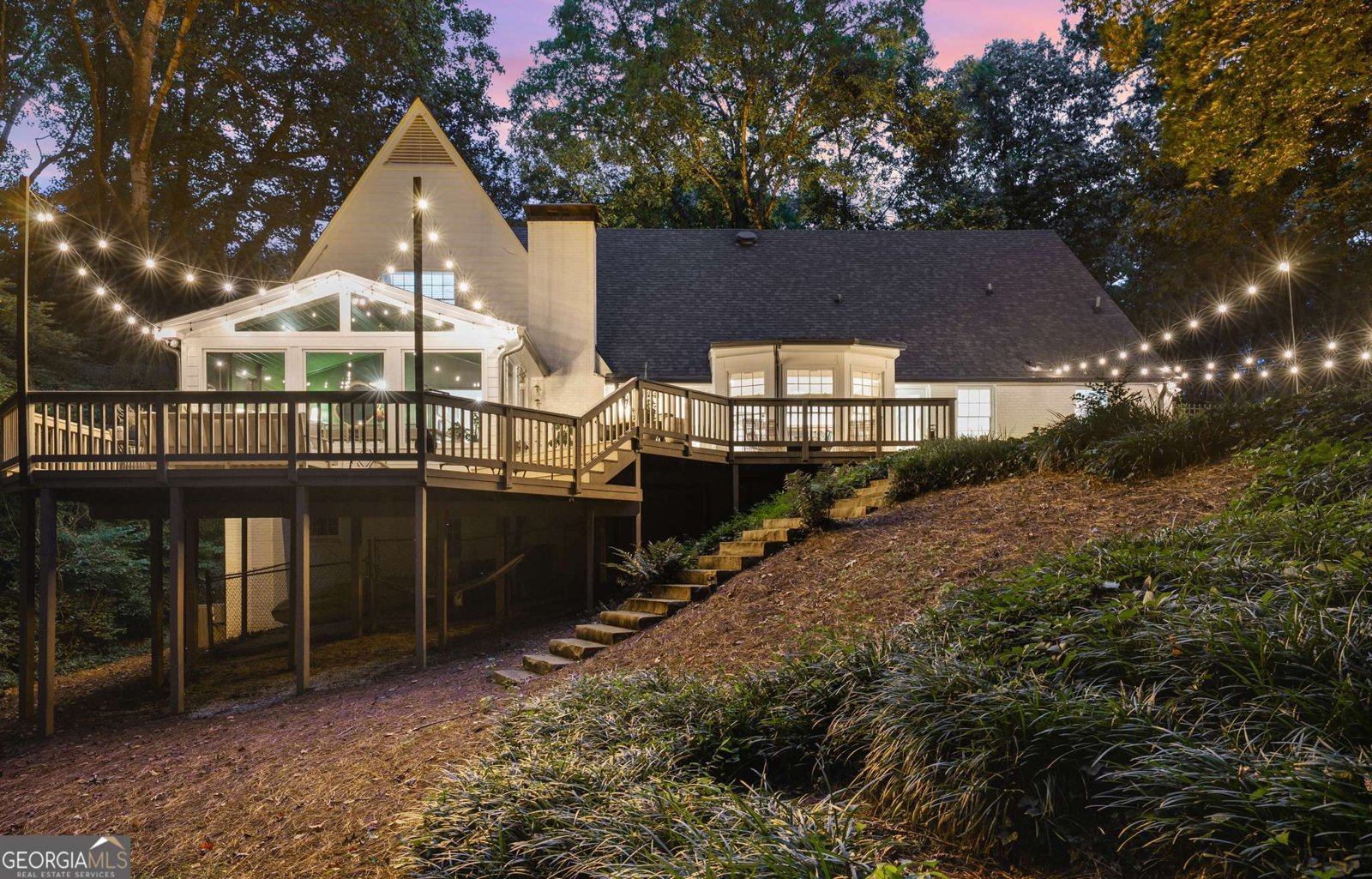 8940 Huntcliff Trace Sandy Springs - 73