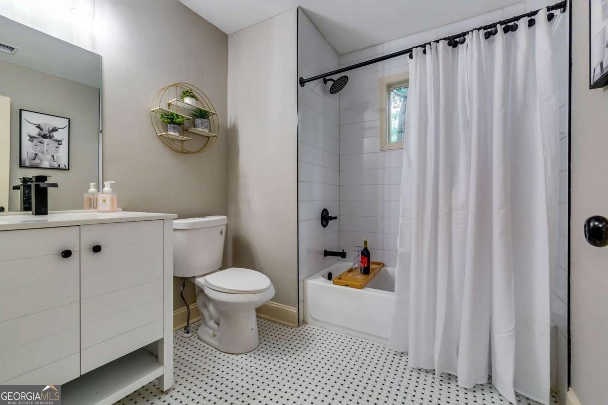 1294 Almont Drive Atlanta - 17