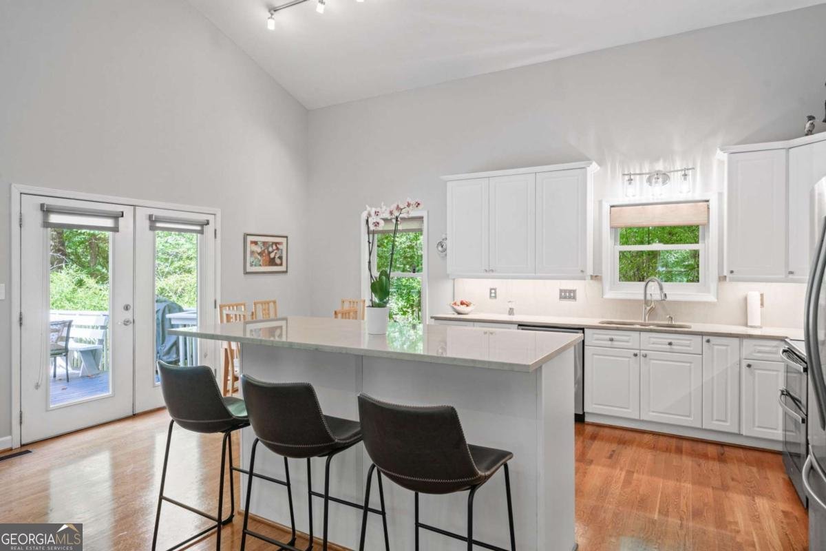 8535 Lynn Drive Gainesville - 19