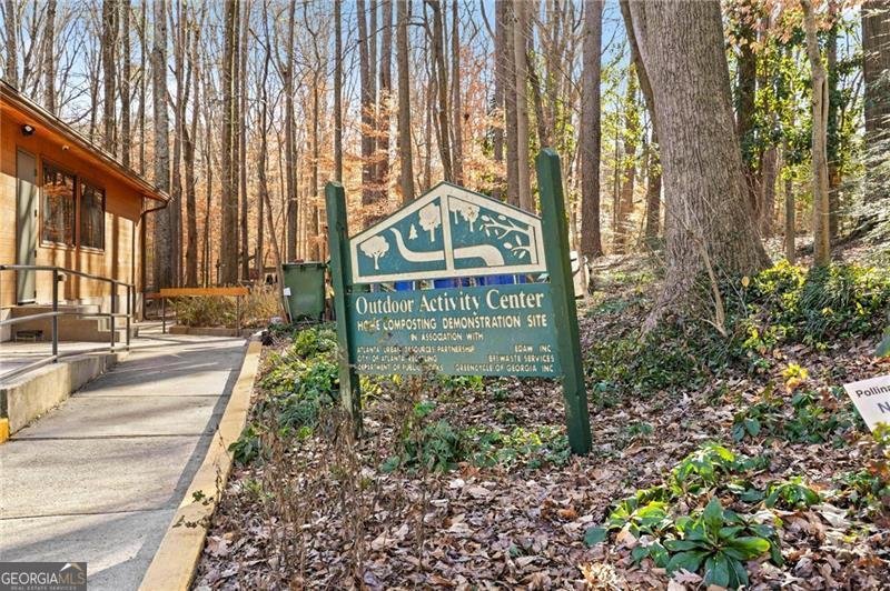1443 Richland Road Atlanta - 19