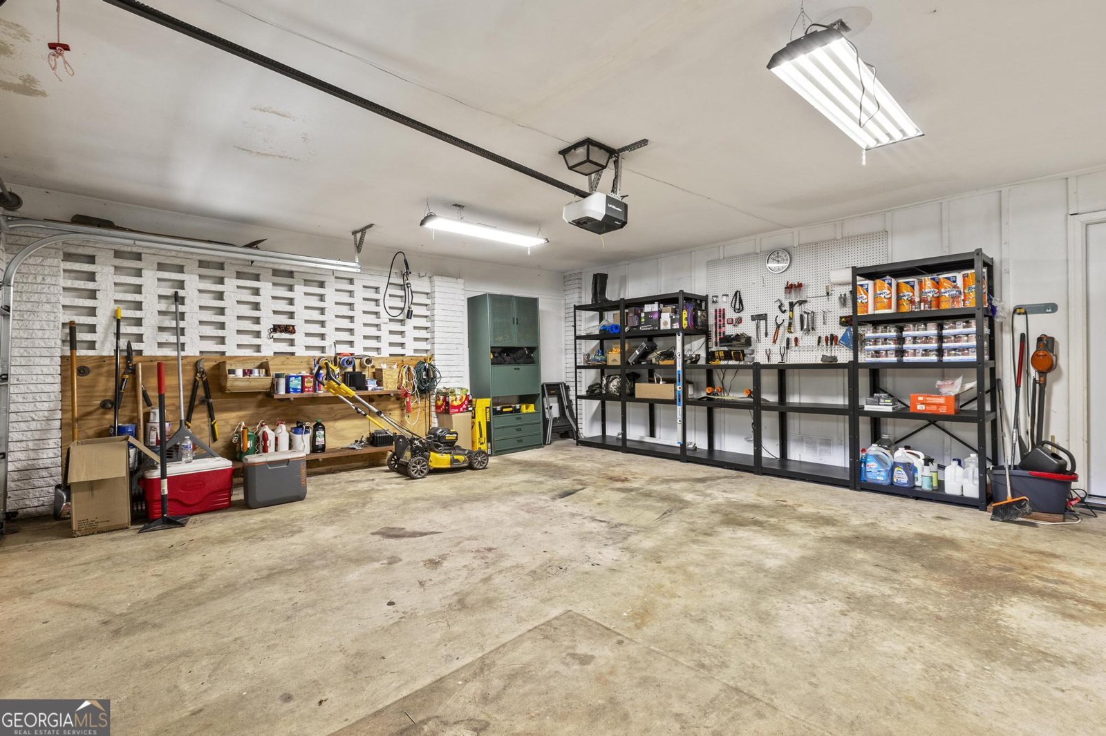 2485 Shallowford Road Atlanta - 24