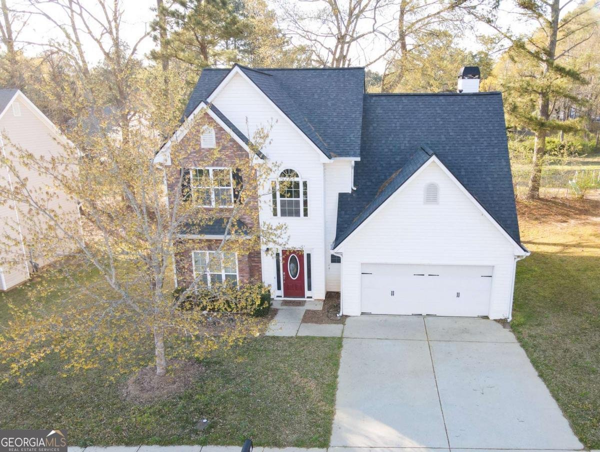 910 Lakeside Court Loganville - 2