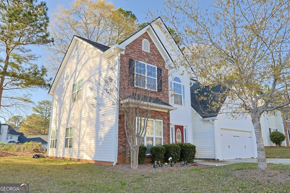 910 Lakeside Court Loganville - 3
