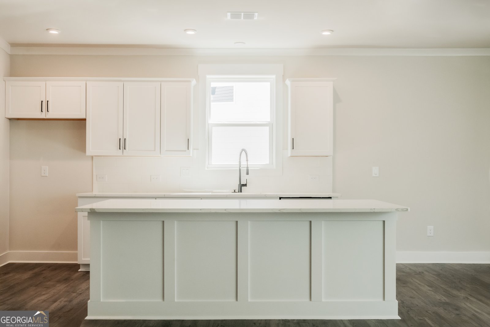 135 Henley Street Canton - 6