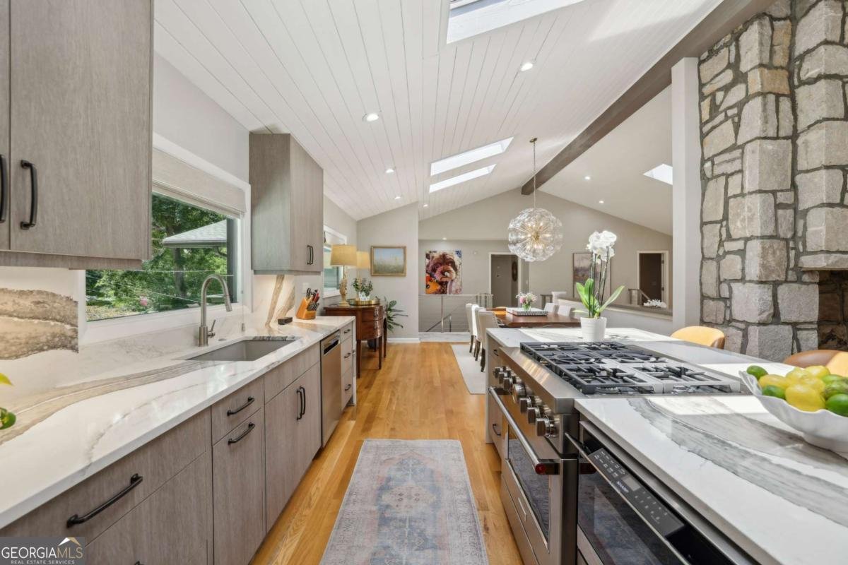 1060 Winding Creek Trail Atlanta - 32