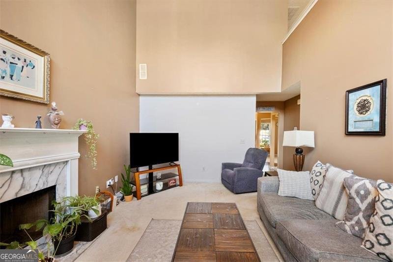 9562 LAKEVIEW Circle Union City - 19