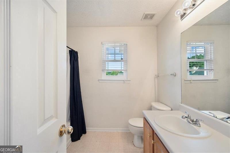 9562 LAKEVIEW Circle Union City - 31
