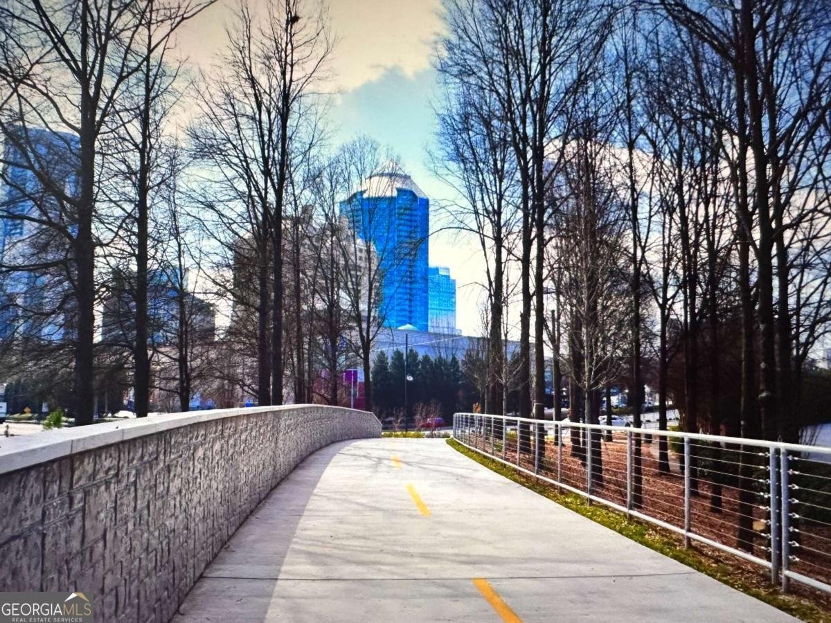 3481 Lakeside Drive Atlanta - 30