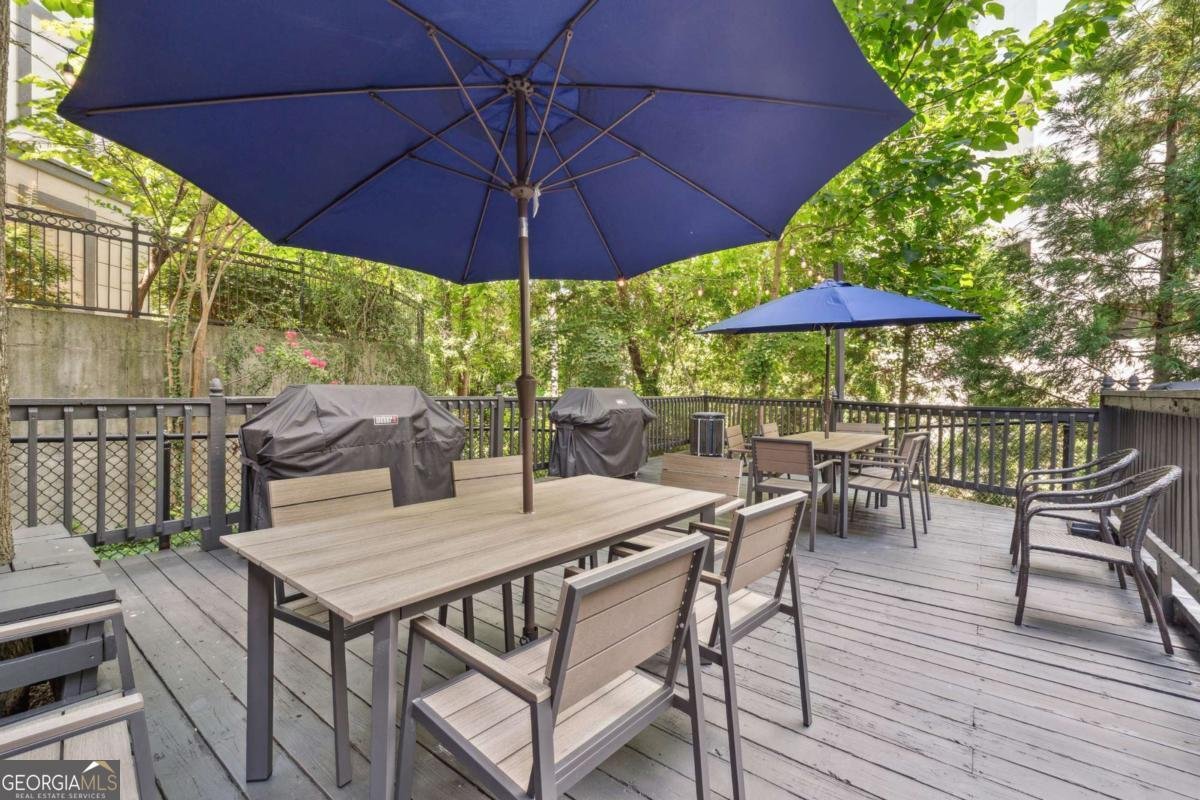 3481 Lakeside Drive Atlanta - 9