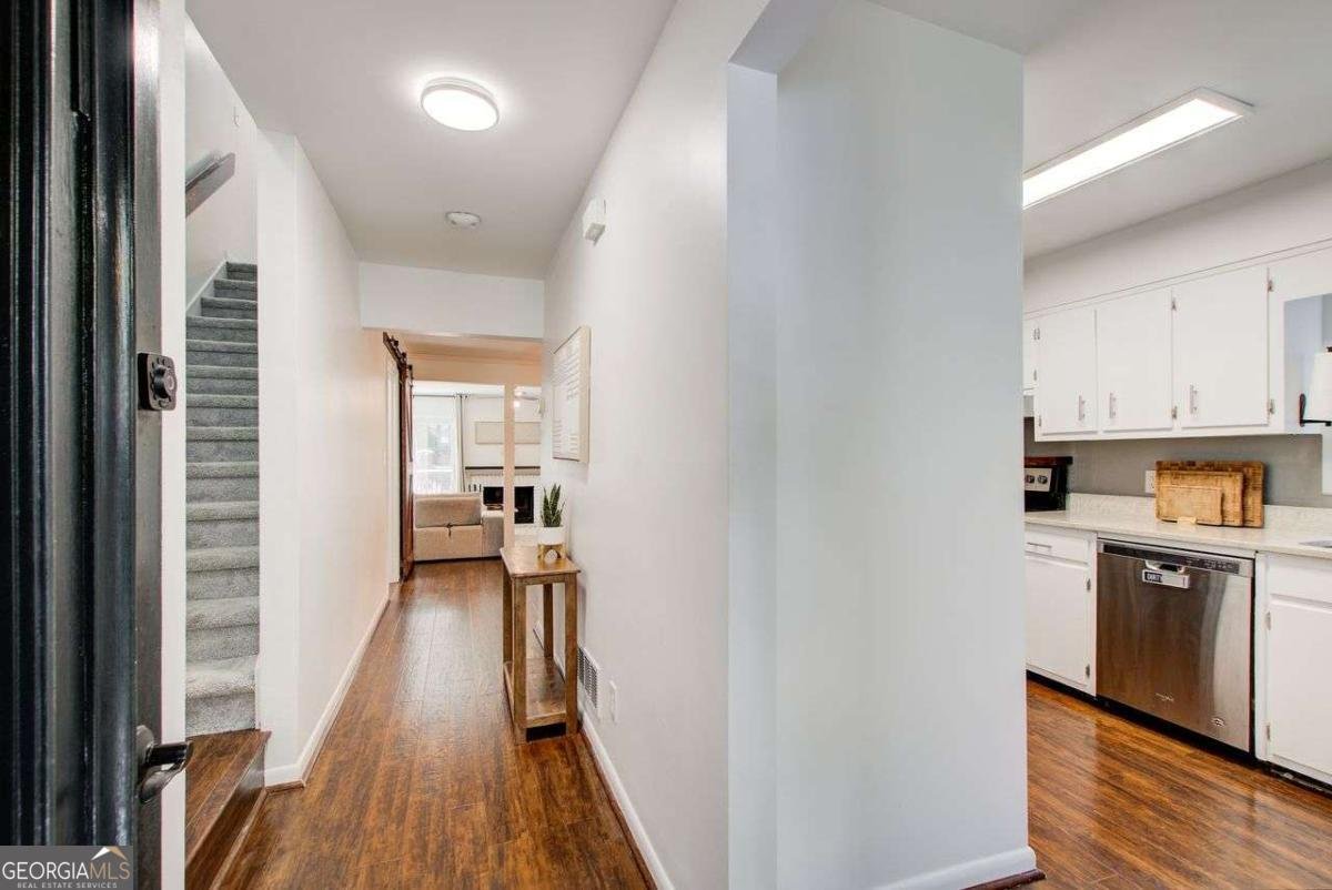 3723 Stonewall Circle Atlanta - 6