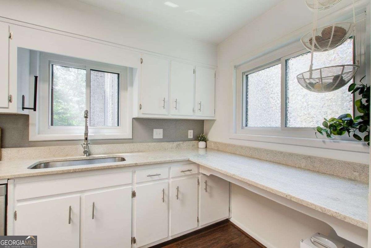 3723 Stonewall Circle Atlanta - 8